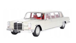 Mercedes-Benz 600 Pullmann W100 1:18 Szarobiały